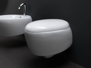 TOUCH - Wall-hung ceramic toilet _ GSG Ceramic Design